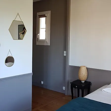 Il Etait Fois Bed and Breakfast Pont-Évêque