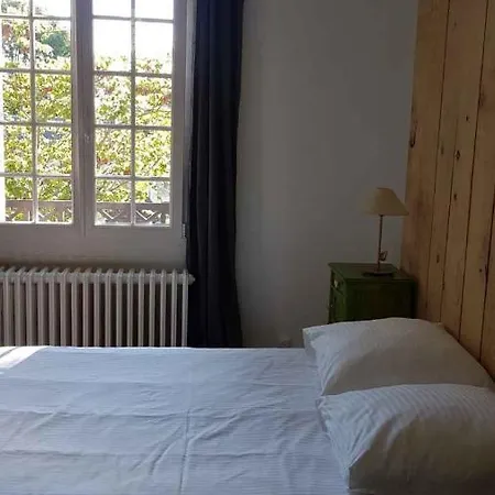 Il Etait Fois Bed and Breakfast Pont-Évêque